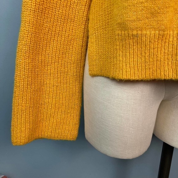 CALVIN Klein Jeans Goldenrod Yellow Rolled Cowl Neck Wool Blend Sweater Womens M - Picture 4 of 12